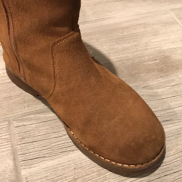 Ugg boots - Picture 4 of 6